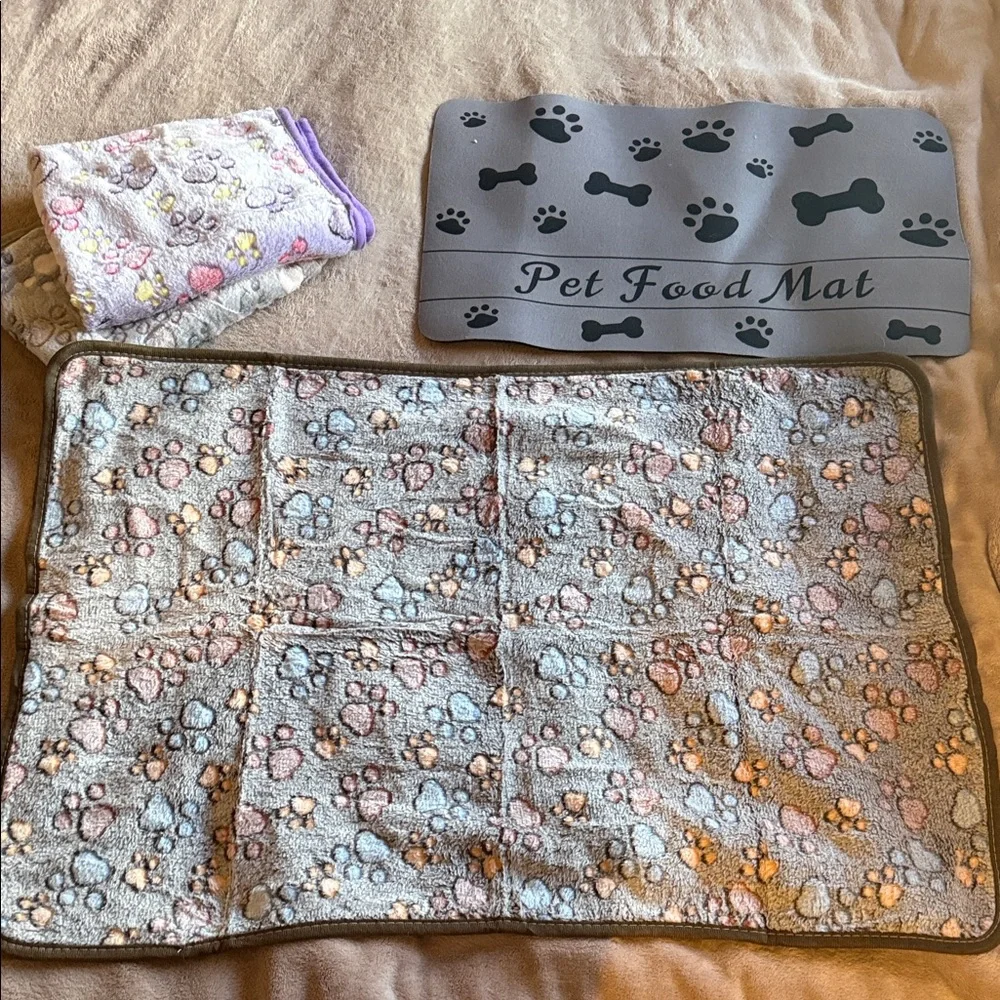 NEW Gray Pet Food Mat and three small puppy blankets with Paw Prints
